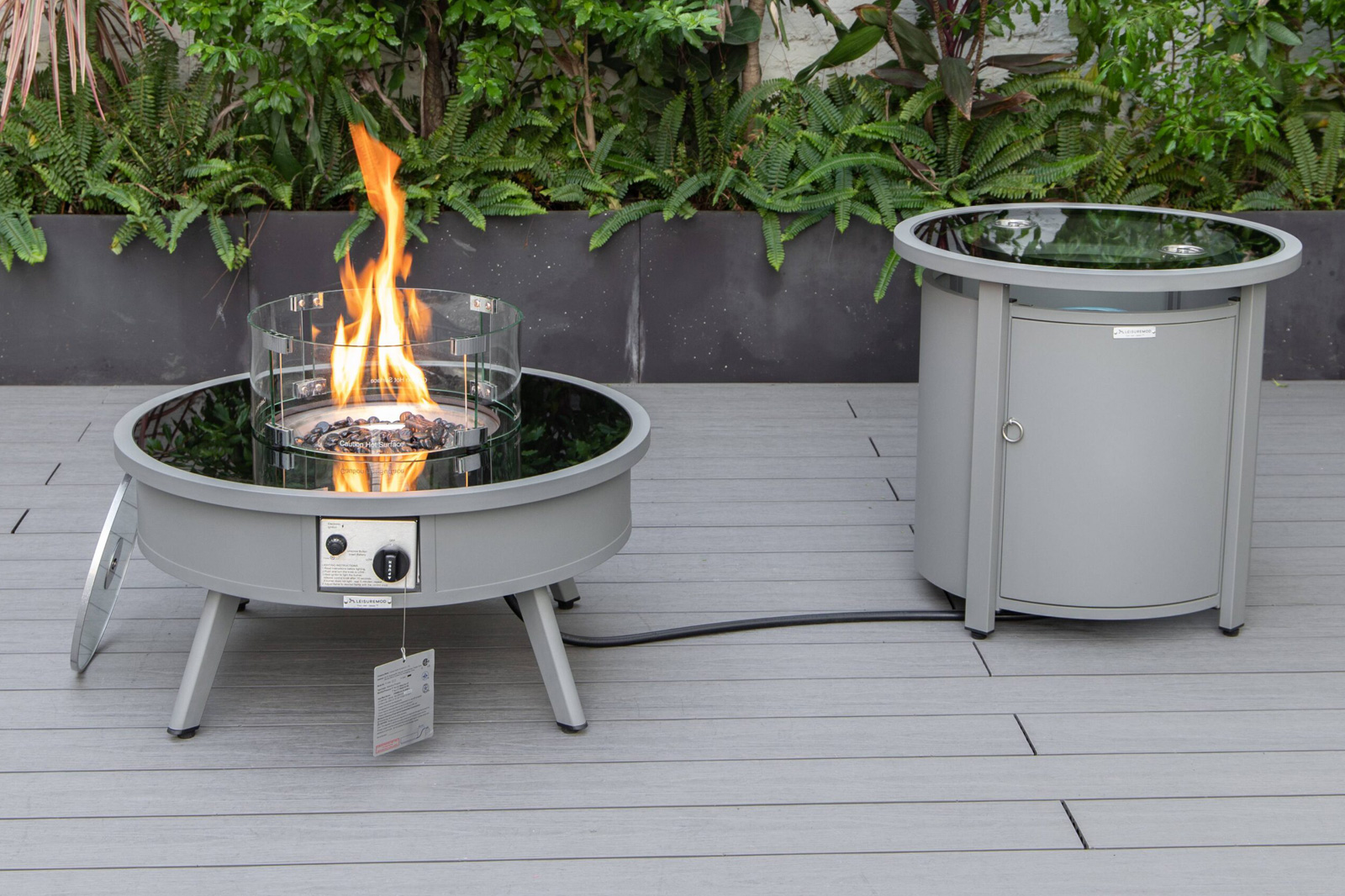 LeisureMod™ Walbrooke Modern Gray Patio Conversation With Round Fire Pit & Tank Holder - Beige