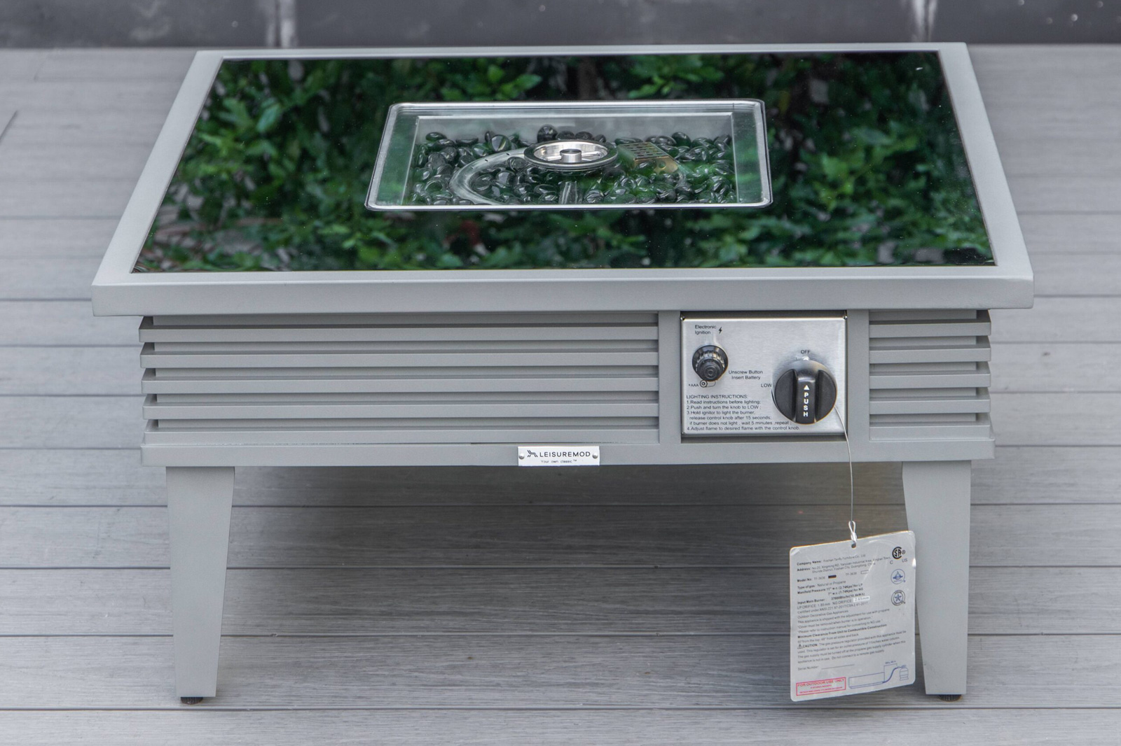 LeisureMod Walbrooke Modern Gray Patio Conversation With Square Fire Pit With Slats Design & Tank Holder - Navy Blue