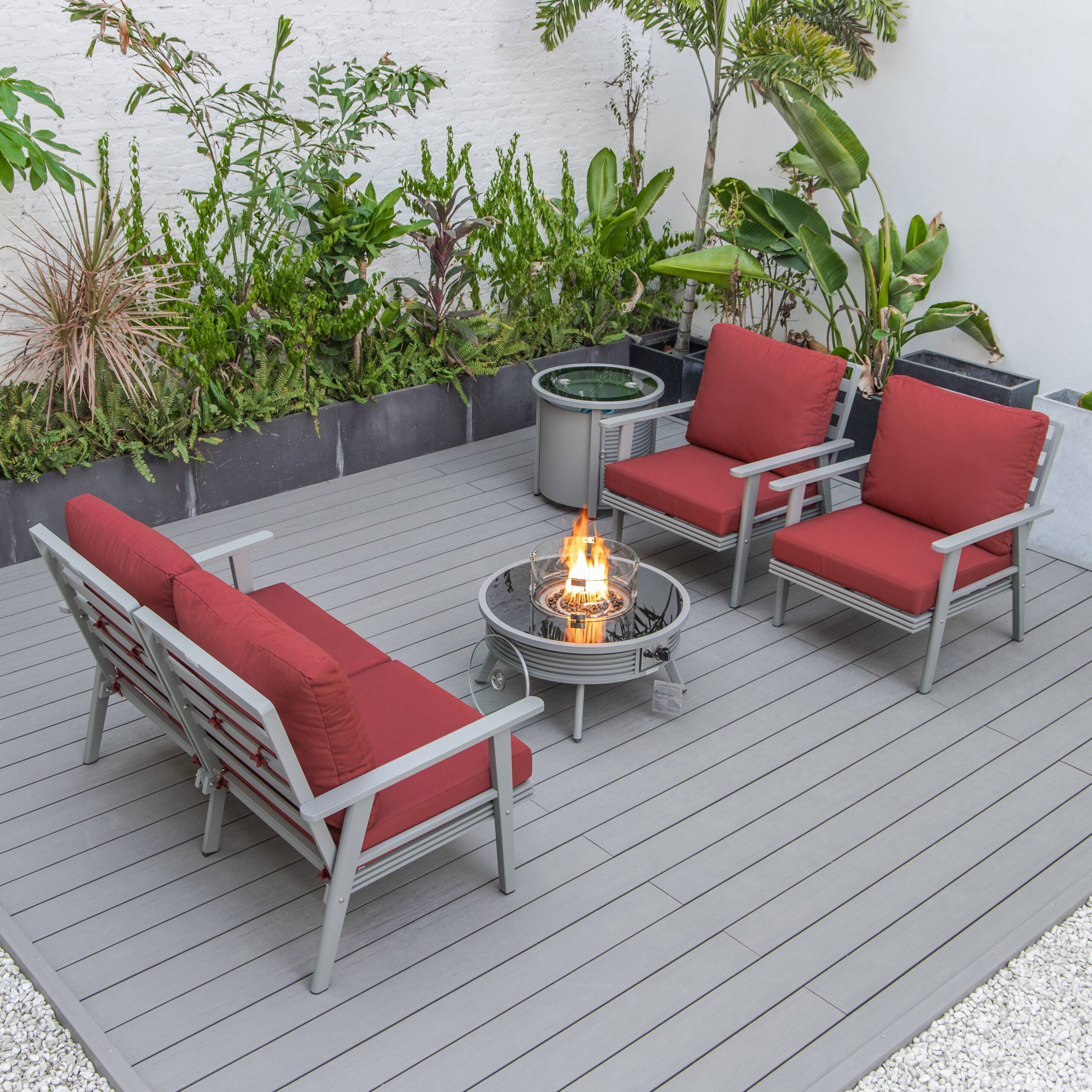 LeisureMod Walbrooke Modern Gray Patio Conversation With Round Fire Pit With Slats Design & Tank Holder - Red