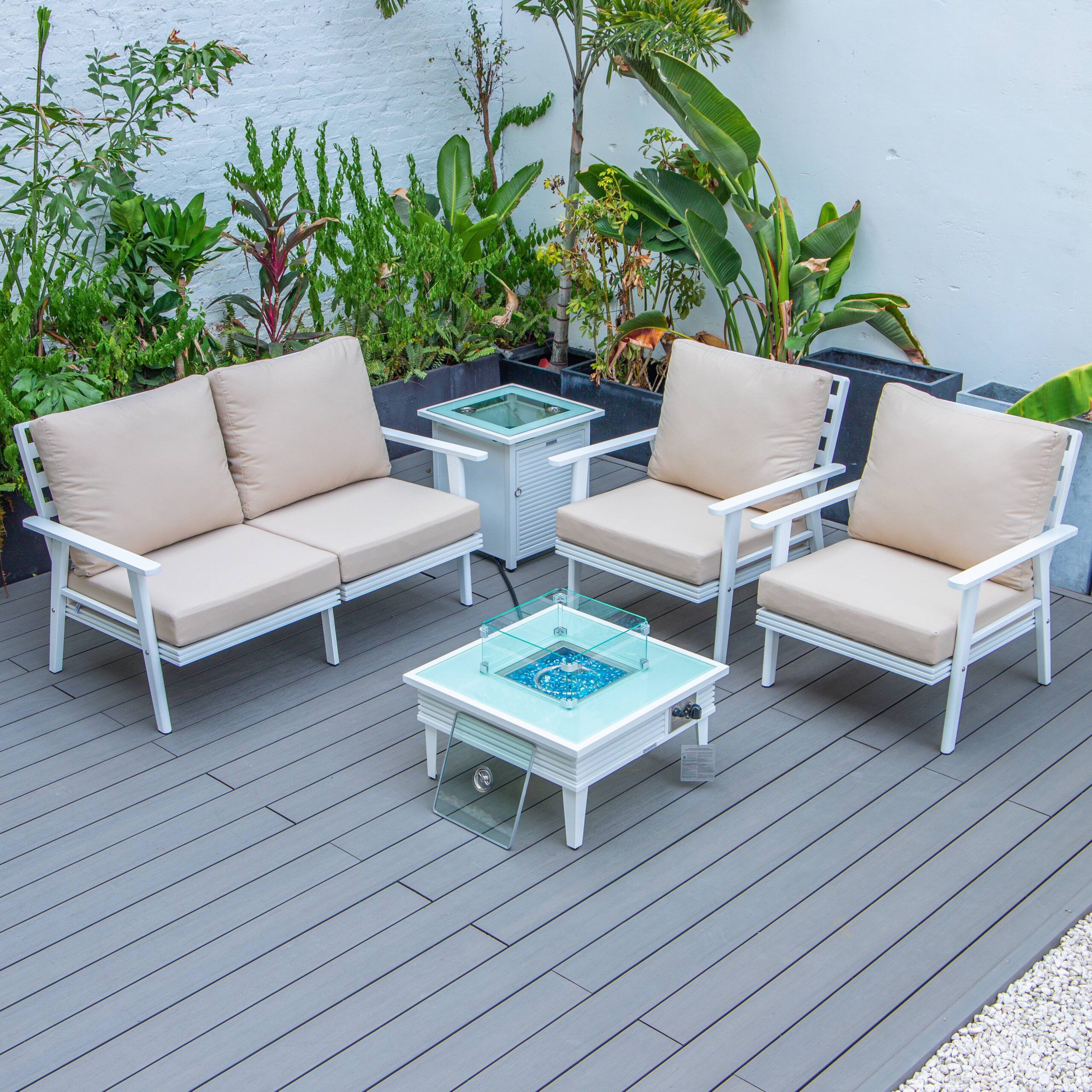 LeisureMod Walbrooke Modern White Patio Conversation With Square Fire Pit With Slats Design & Tank Holder - Beige