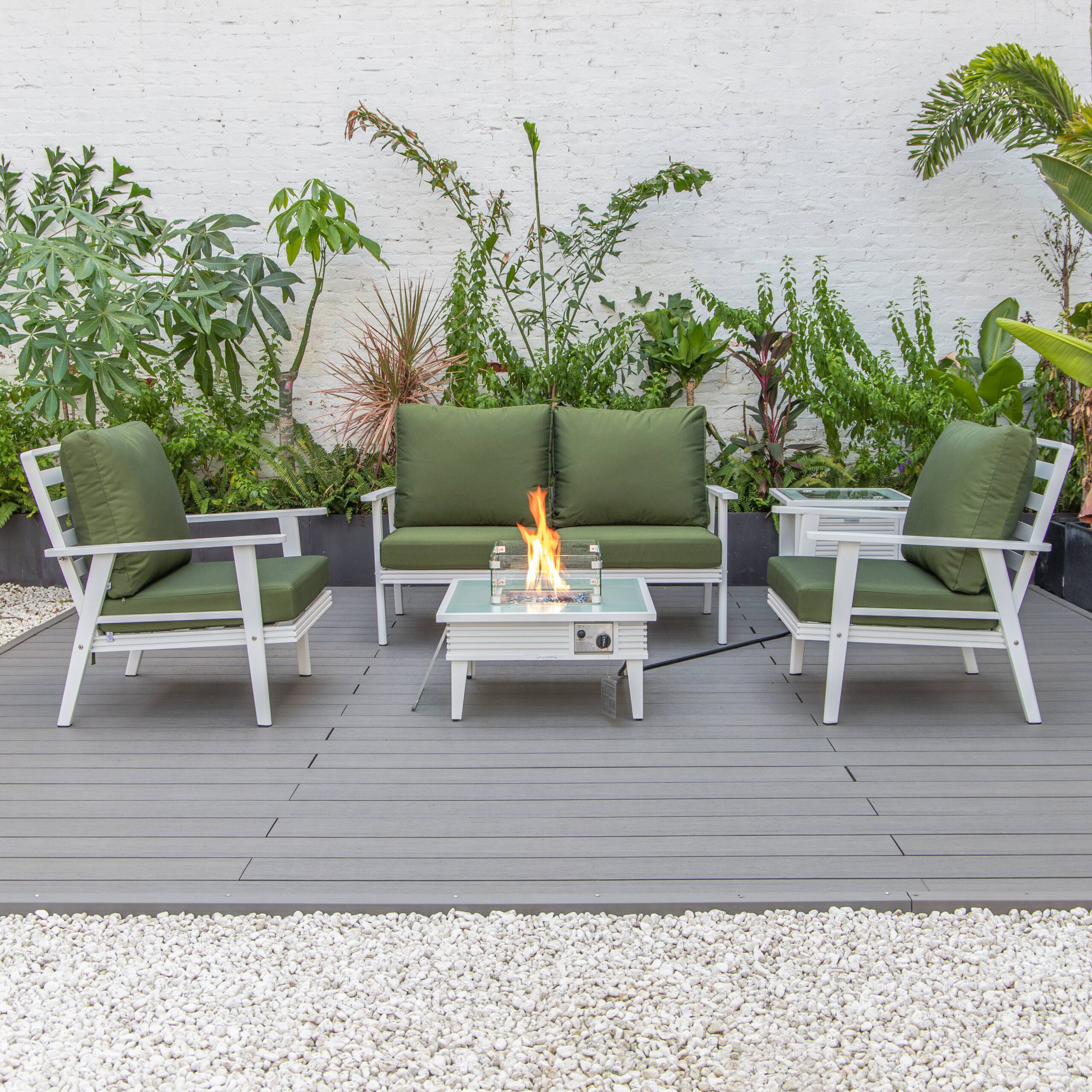 LeisureMod Walbrooke Modern White Patio Conversation With Square Fire Pit With Slats Design & Tank Holder - Green