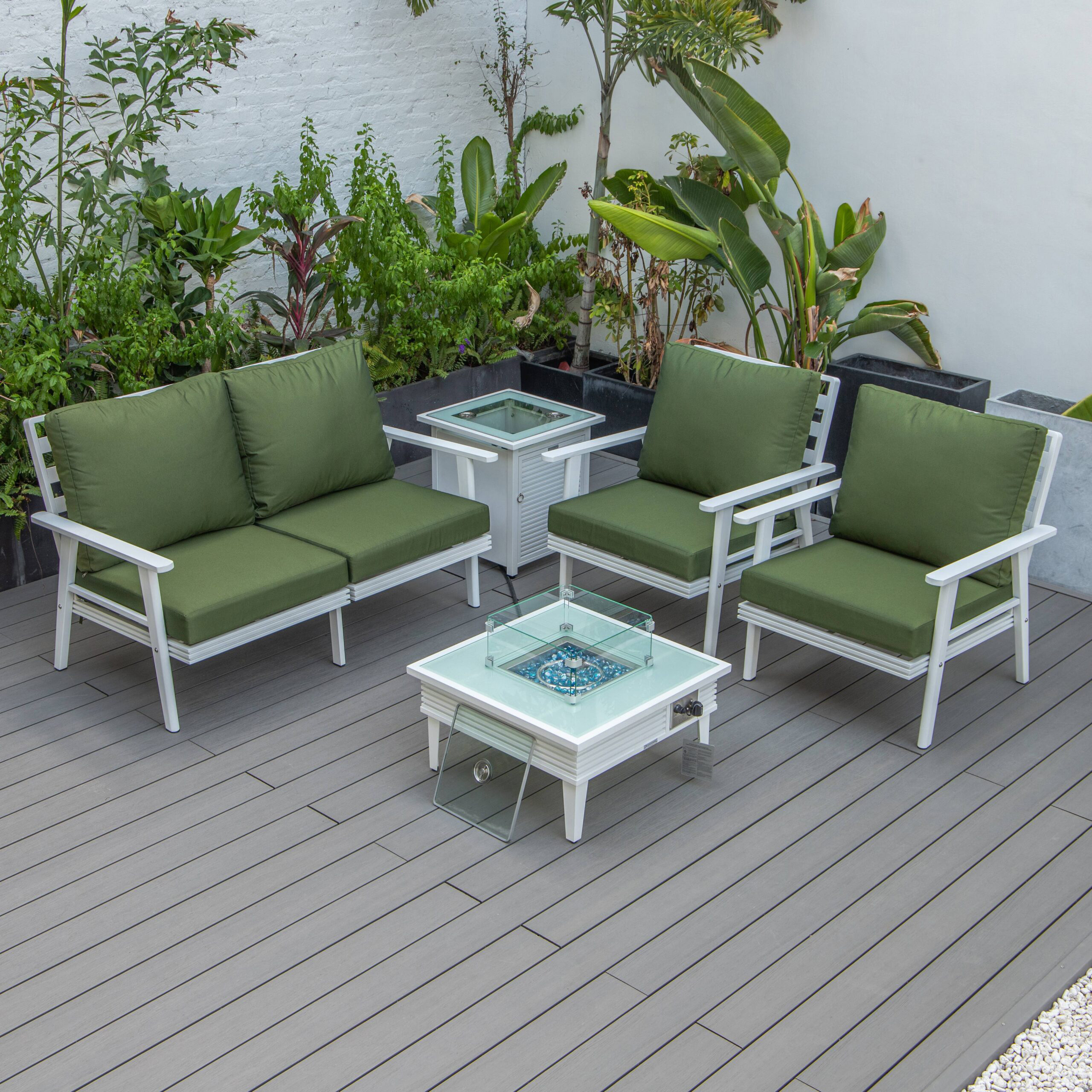 LeisureMod Walbrooke Modern White Patio Conversation With Square Fire Pit With Slats Design & Tank Holder - Green