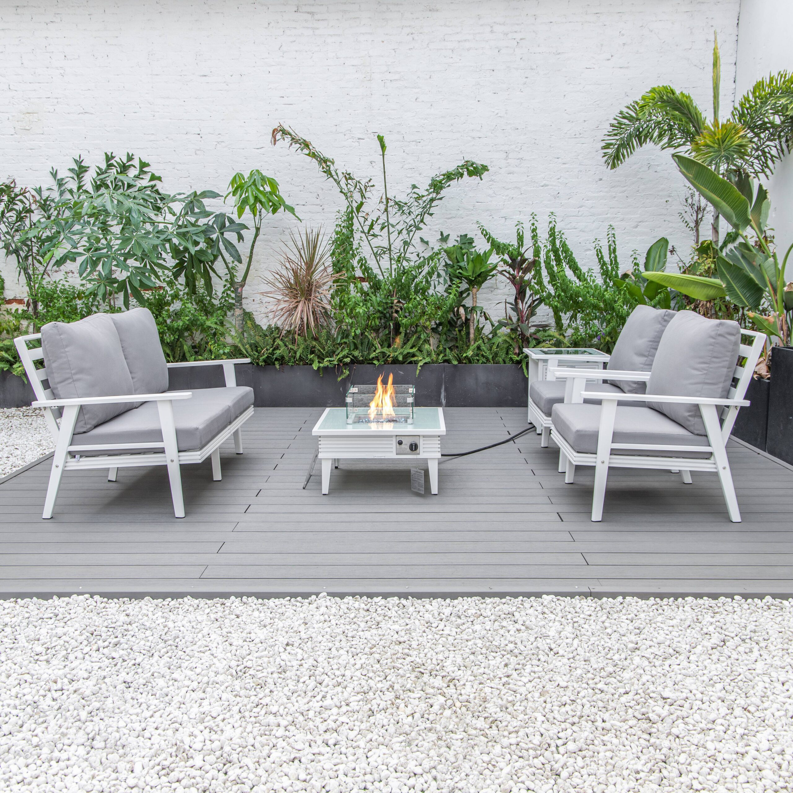 LeisureMod Walbrooke Modern White Patio Conversation With Square Fire Pit With Slats Design & Tank Holder - Gray