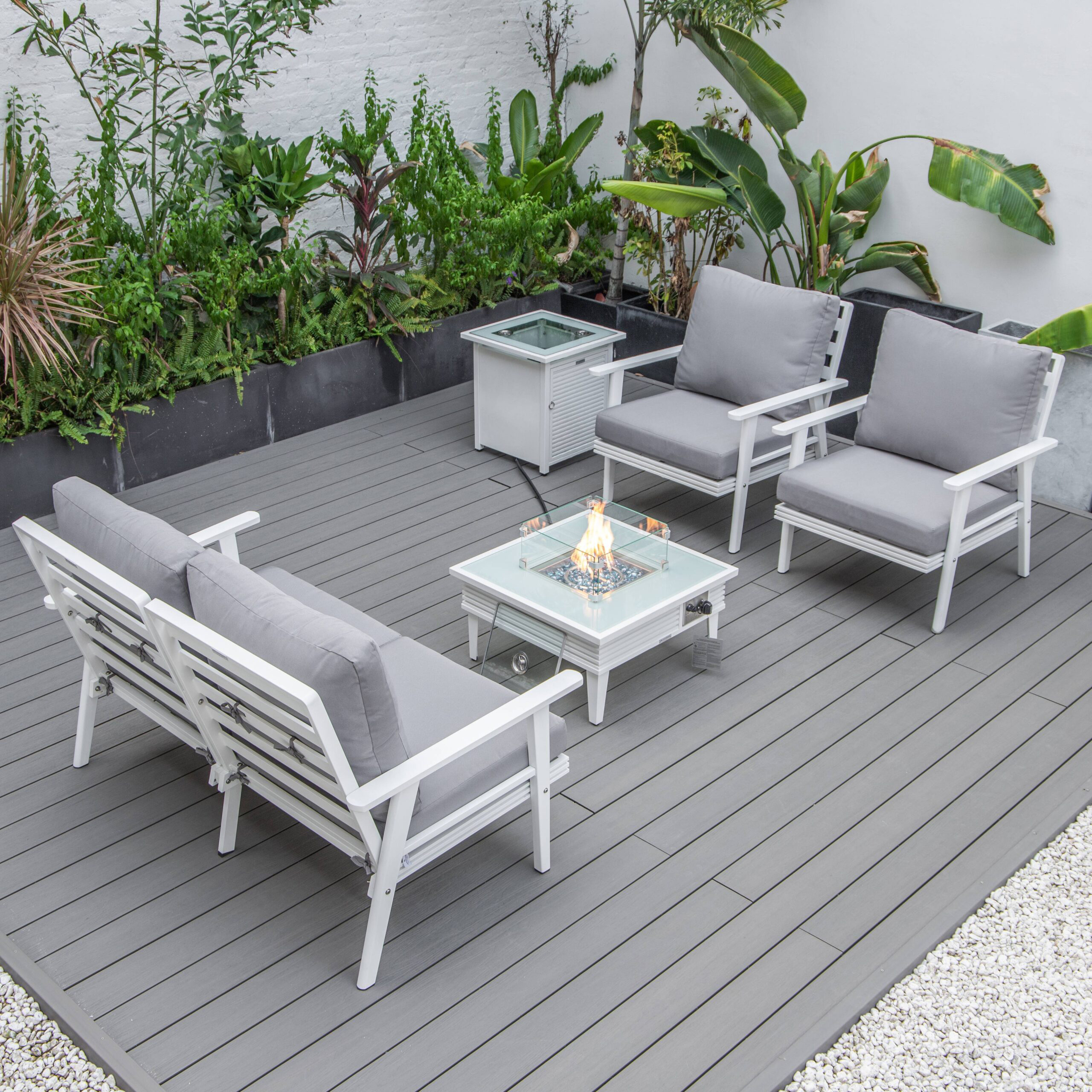 LeisureMod Walbrooke Modern White Patio Conversation With Square Fire Pit With Slats Design & Tank Holder - Gray