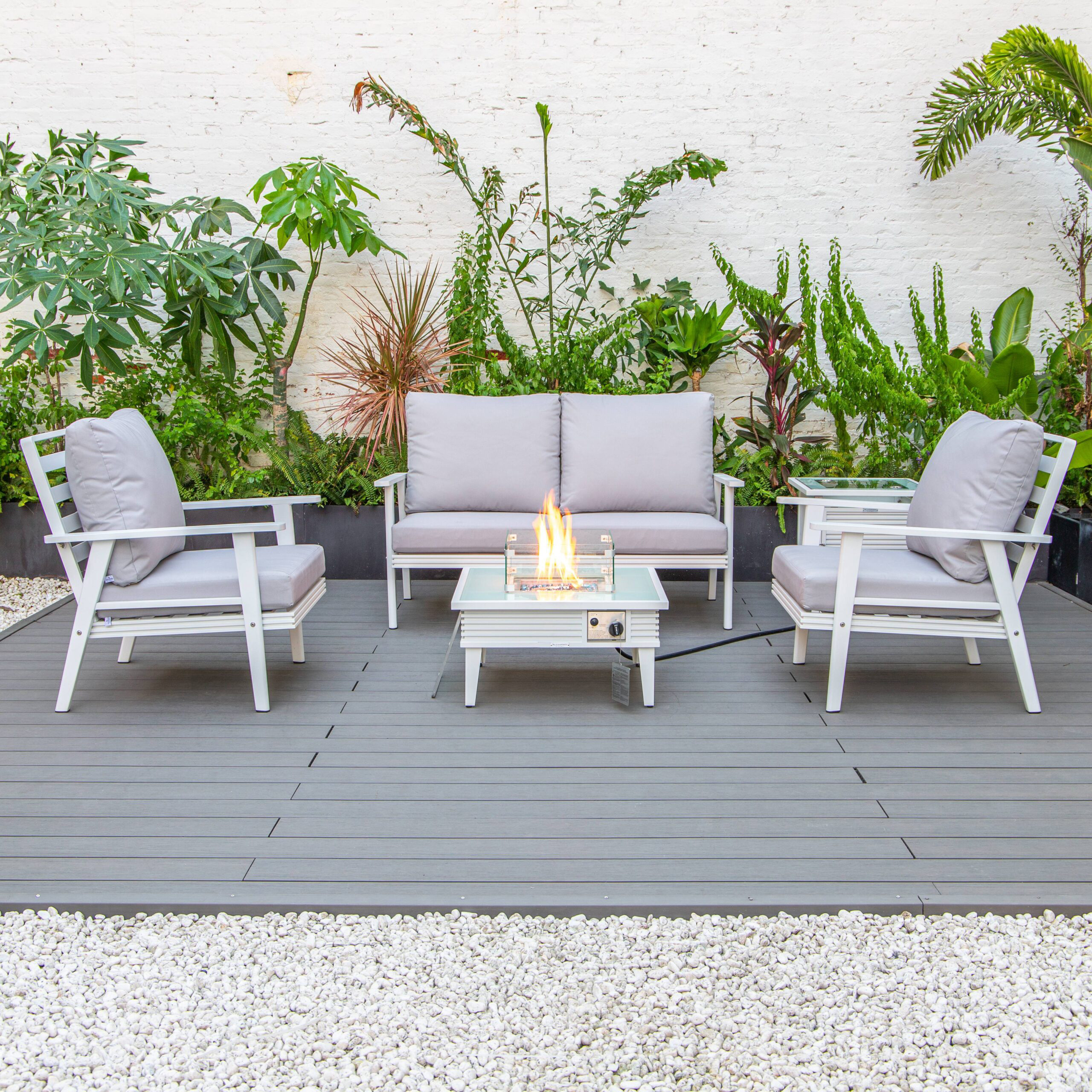 LeisureMod™ Walbrooke Modern White Patio Conversation With Square Fire Pit With Slats Design & Tank Holder - Light Gray