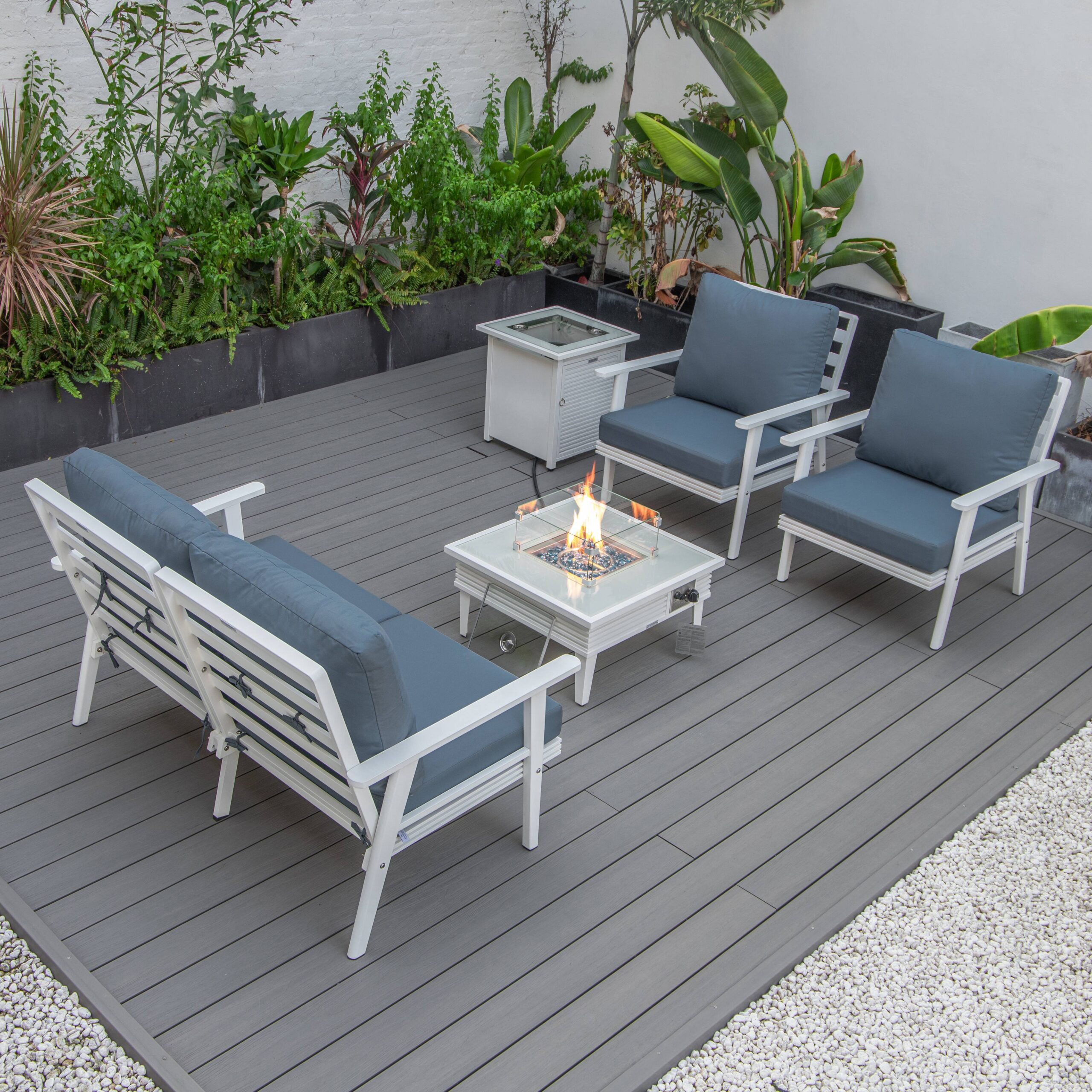 LeisureMod™ Walbrooke Modern White Patio Conversation With Square Fire Pit With Slats Design & Tank Holder - Navy Blue