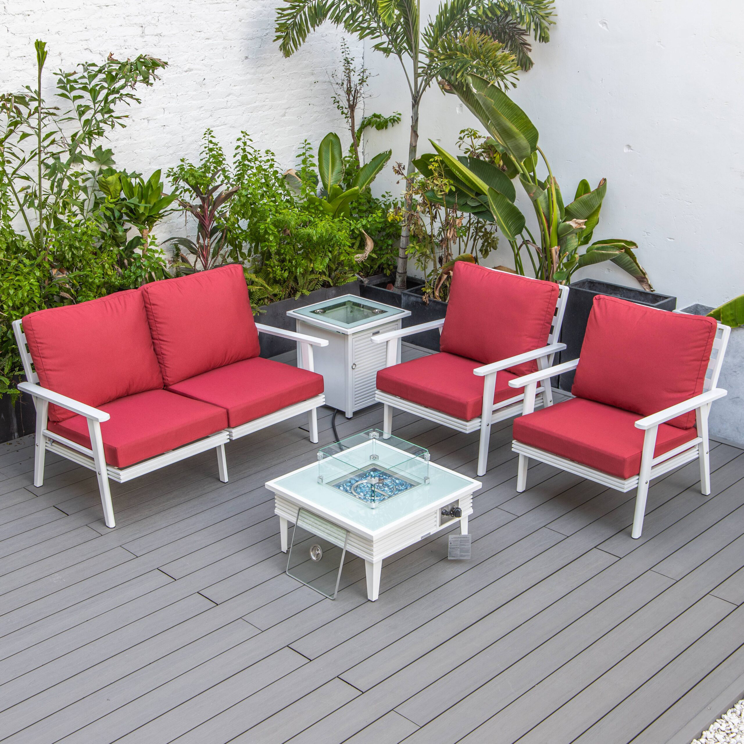 LeisureMod Walbrooke Modern White Patio Conversation With Square Fire Pit With Slats Design & Tank Holder - Red