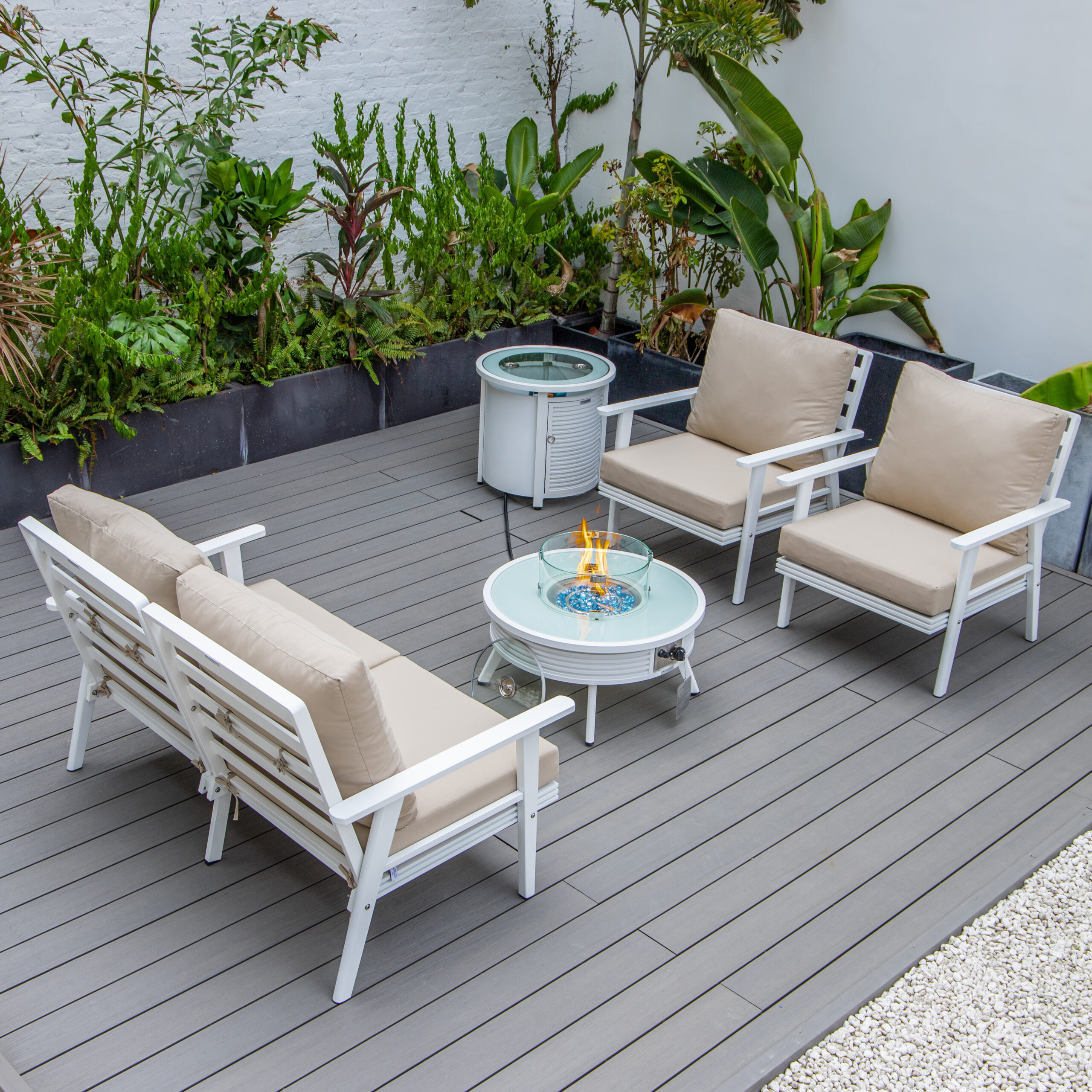 LeisureMod Walbrooke Modern White Patio Conversation With Round Fire Pit With Slats Design & Tank Holder - Beige