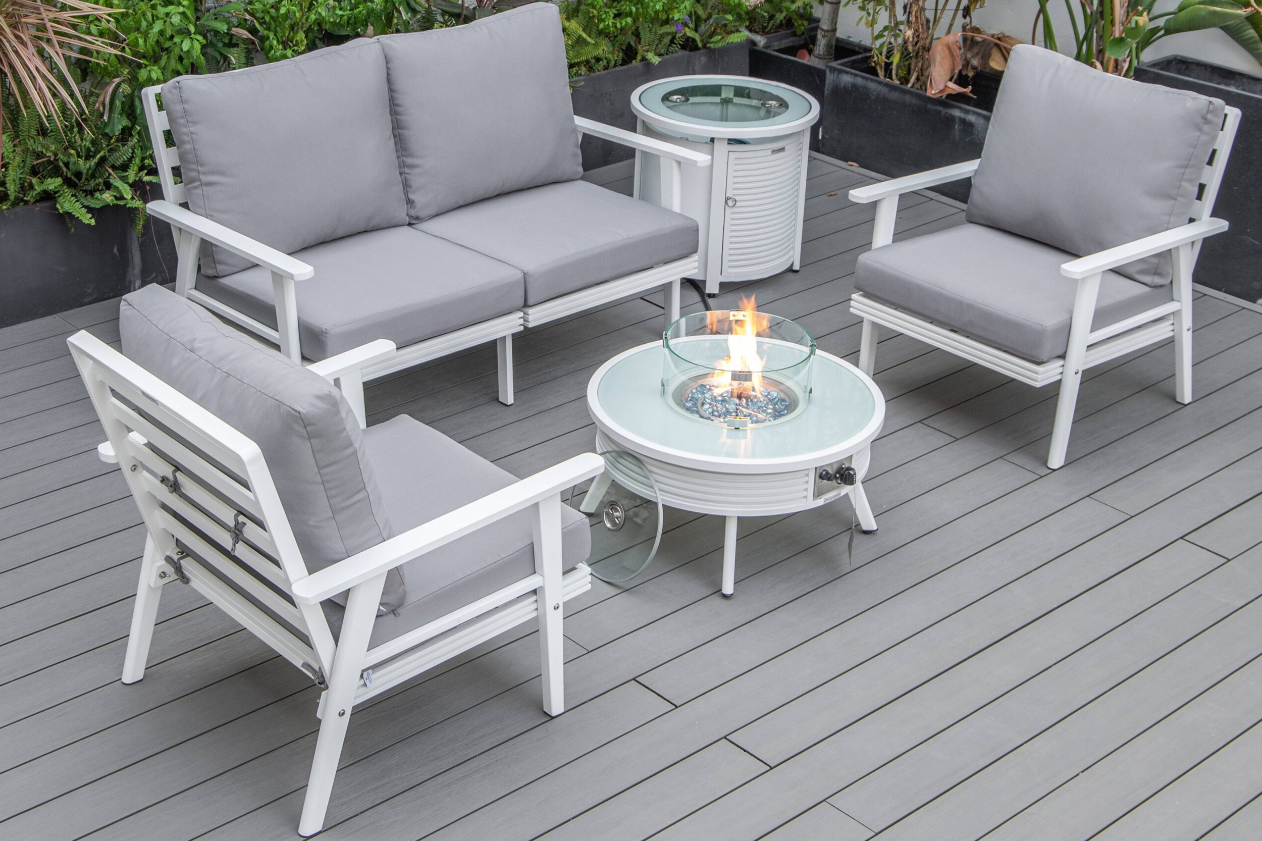 LeisureMod Walbrooke Modern Black Patio Conversation With Round Fire Pit With Slats Design & Tank Holder