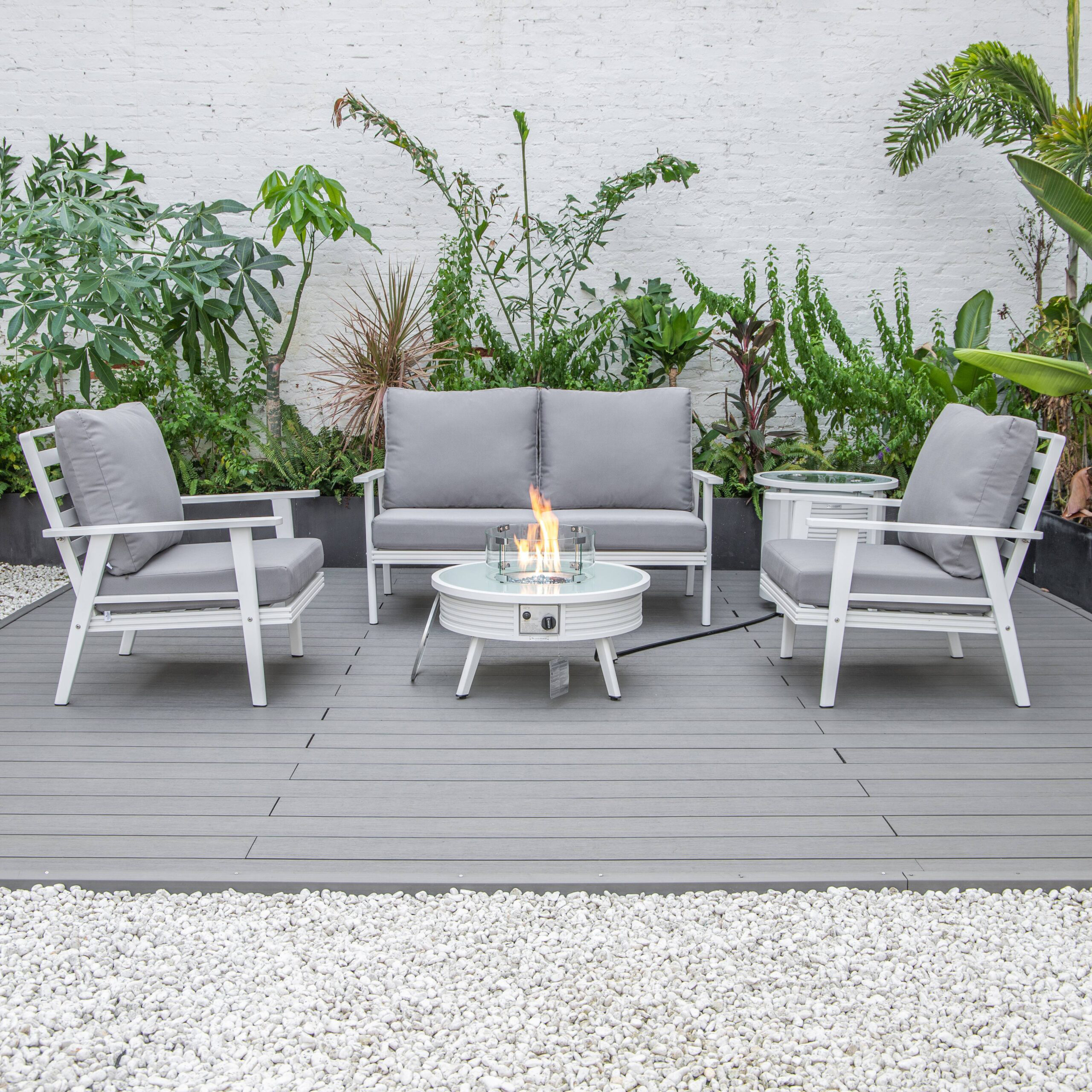 LeisureMod Walbrooke Modern White Patio Conversation With Round Fire Pit With Slats Design & Tank Holder - Gray