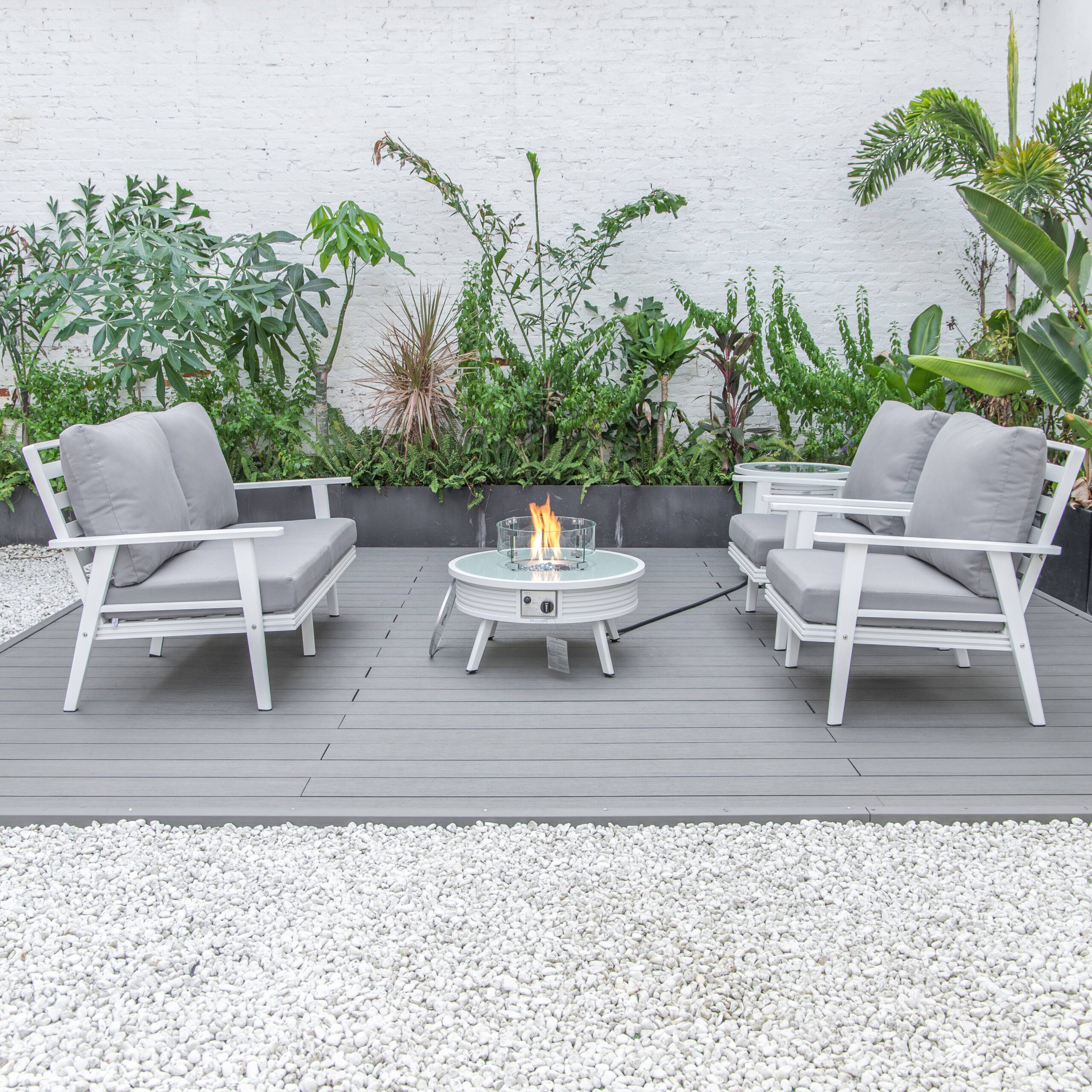 LeisureMod Walbrooke Modern White Patio Conversation With Round Fire Pit With Slats Design & Tank Holder - Gray