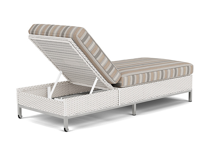 Lloyd Flanders™ Elements Elements Chaise - White