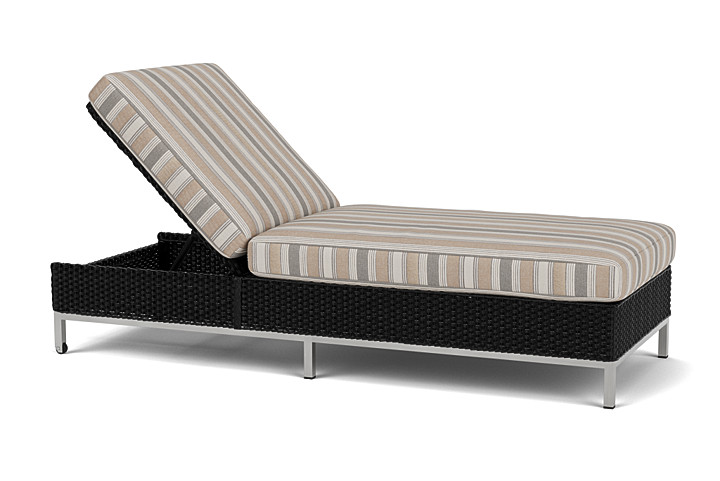 Lloyd Flanders™ Elements Elements Chaise - Ebony