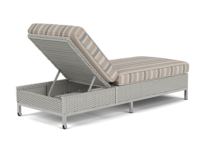 Lloyd Flanders™ Elements Elements Chaise - Platinum