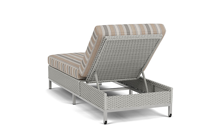 Lloyd Flanders™ Elements Elements Chaise - Platinum