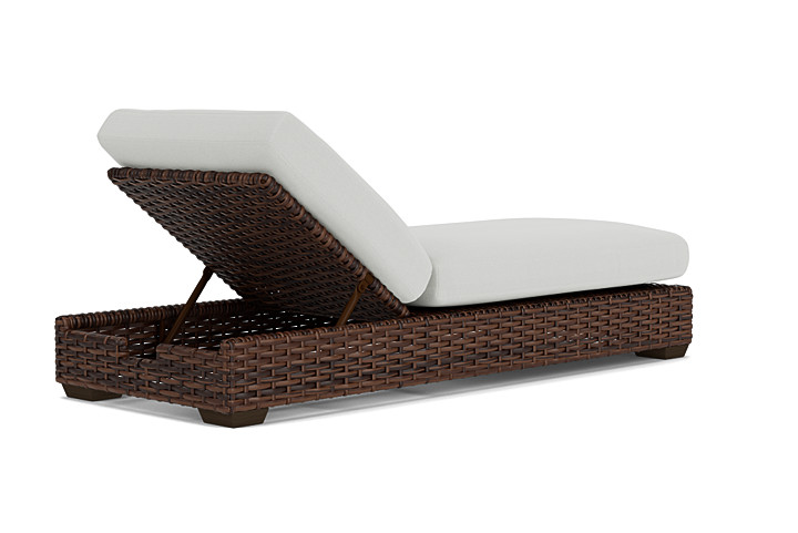 Lloyd Flanders™ Contempo Chaise - Loveboat Mint