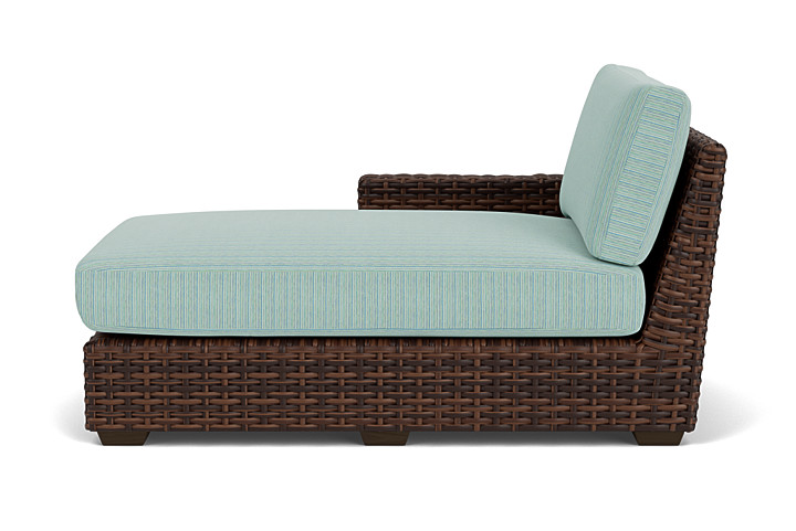 Lloyd Flanders™ Contempo Right Arm Chaise - Unearth Dew