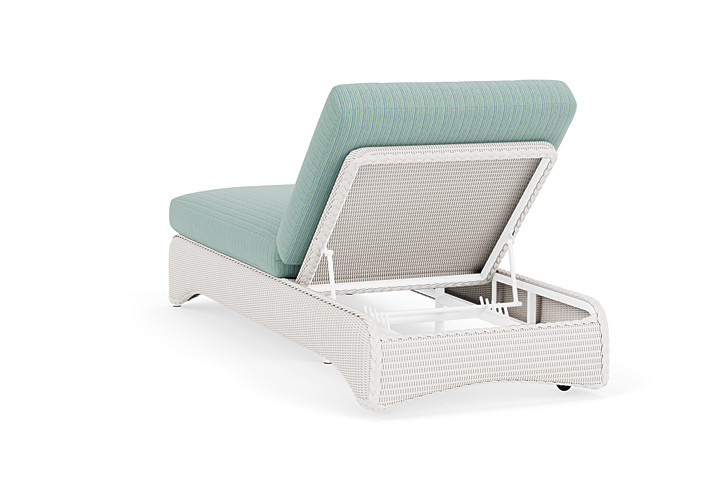 Lloyd Flanders™ Loom Chaise - White