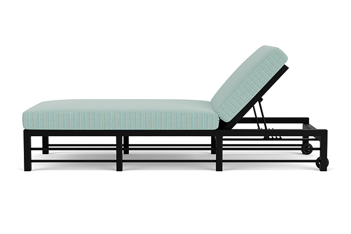 Lloyd Flanders™ Southport Chaise  - White, Unearth Dew