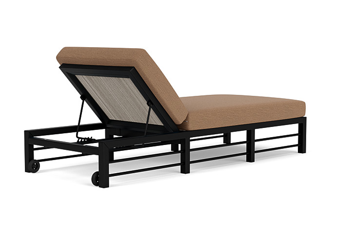 Lloyd Flanders™ Southport Chaise  - Linen, Canvas Natural