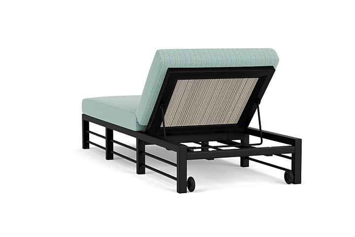 Lloyd Flanders™ Southport Chaise  - Linen, Unearth Dew