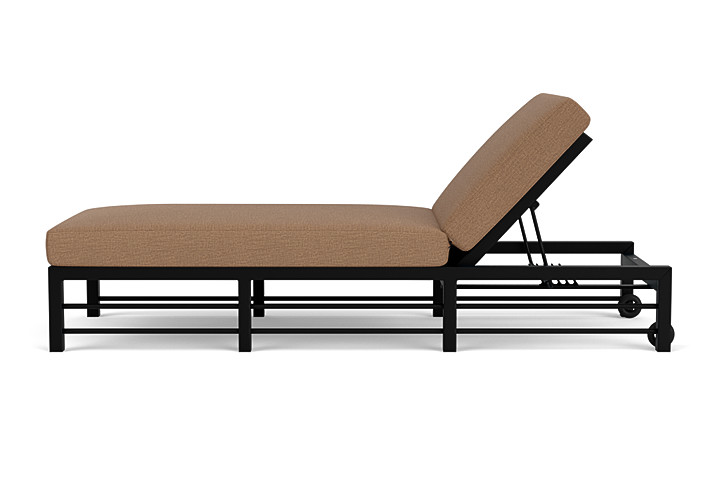 Lloyd Flanders™ Southport Chaise  - Fawn, Canvas Natural