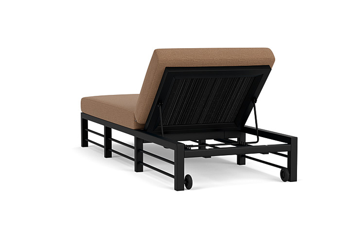 Lloyd Flanders™ Southport Chaise  - Ebony, Canvas Natural