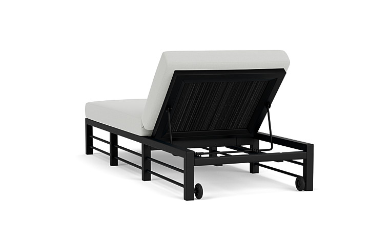 Lloyd Flanders™ Southport Chaise  - Ebony, Loveboat Mint