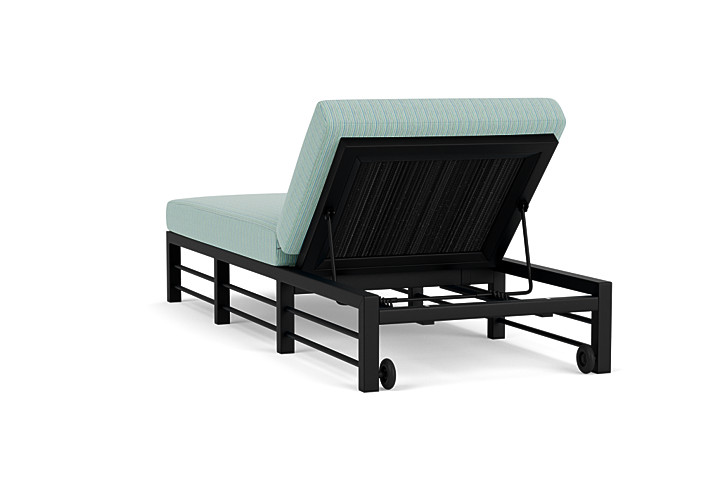 Lloyd Flanders™ Southport Chaise  - Ebony, Unearth Dew