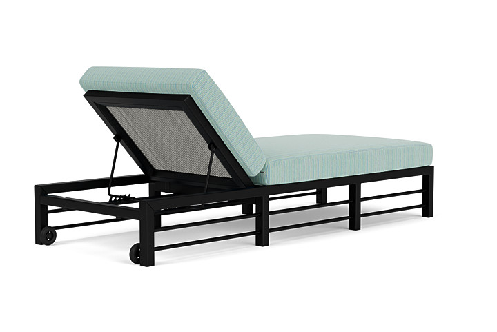 Lloyd Flanders™ Southport Chaise  - Platinum, Unearth Dew