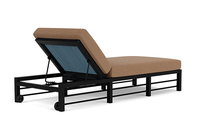 Lloyd Flanders™ Southport Chaise  - Stillwater, Canvas Natural