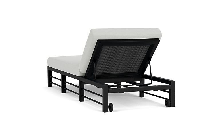 Lloyd Flanders™ Southport Chaise  - Charcoal, Loveboat Mint