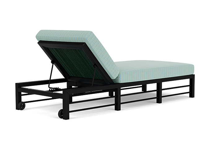 Lloyd Flanders™ Southport Chaise  - Woodland, Unearth Dew