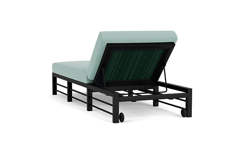 Lloyd Flanders™ Southport Chaise  - Woodland, Unearth Dew