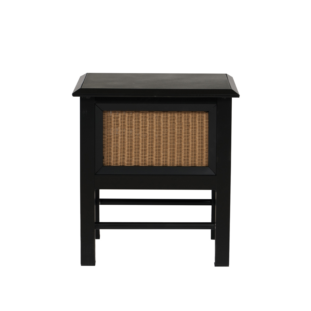 Lloyd Flanders™ Southport 18" Square End Table - Linen,