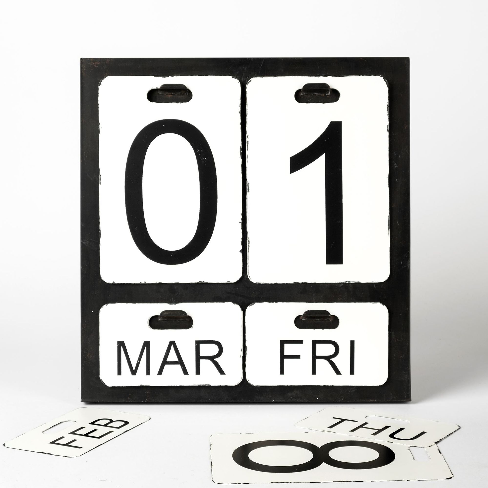 Mercana - Dario Metal Wall Calendar with Date Day Month