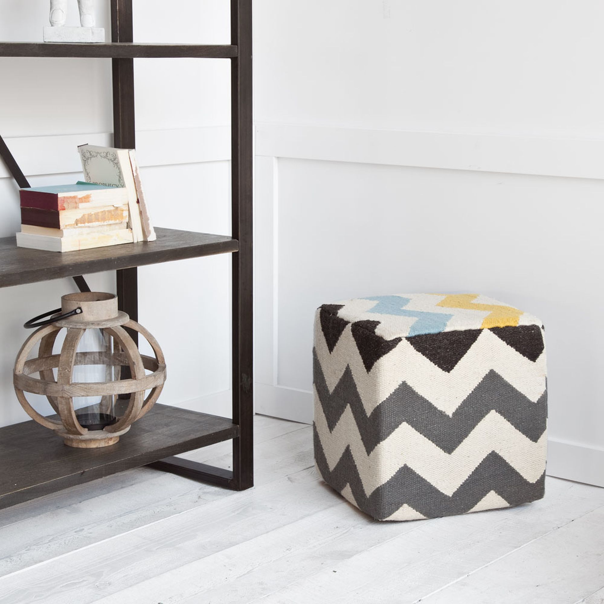 Mercana - Alliaria XI Ivory/Charcoal Wool Zig-Zag Pattern Sqaure Pouf