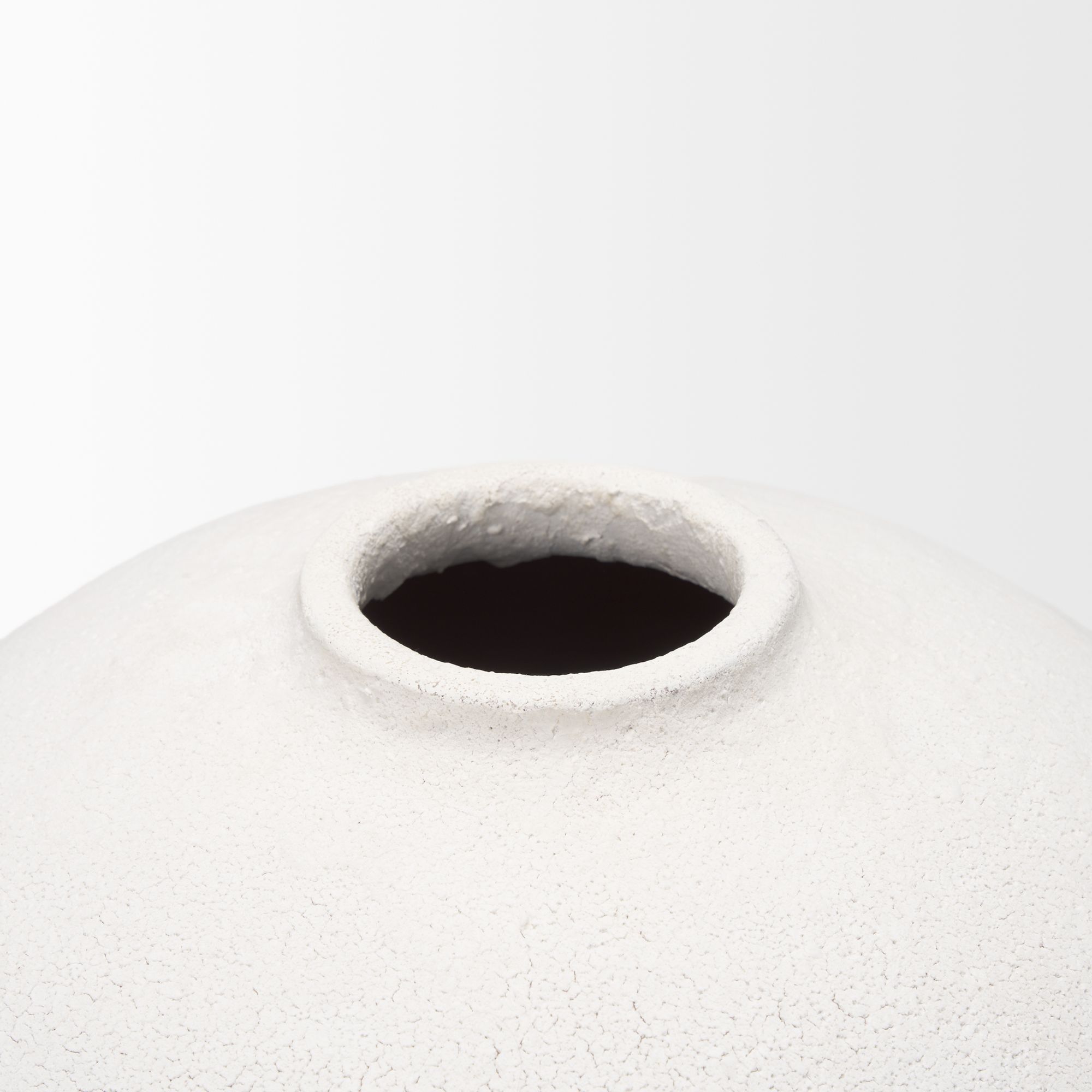 Mercana Karakum I Short Textured Ceramic Vase - White