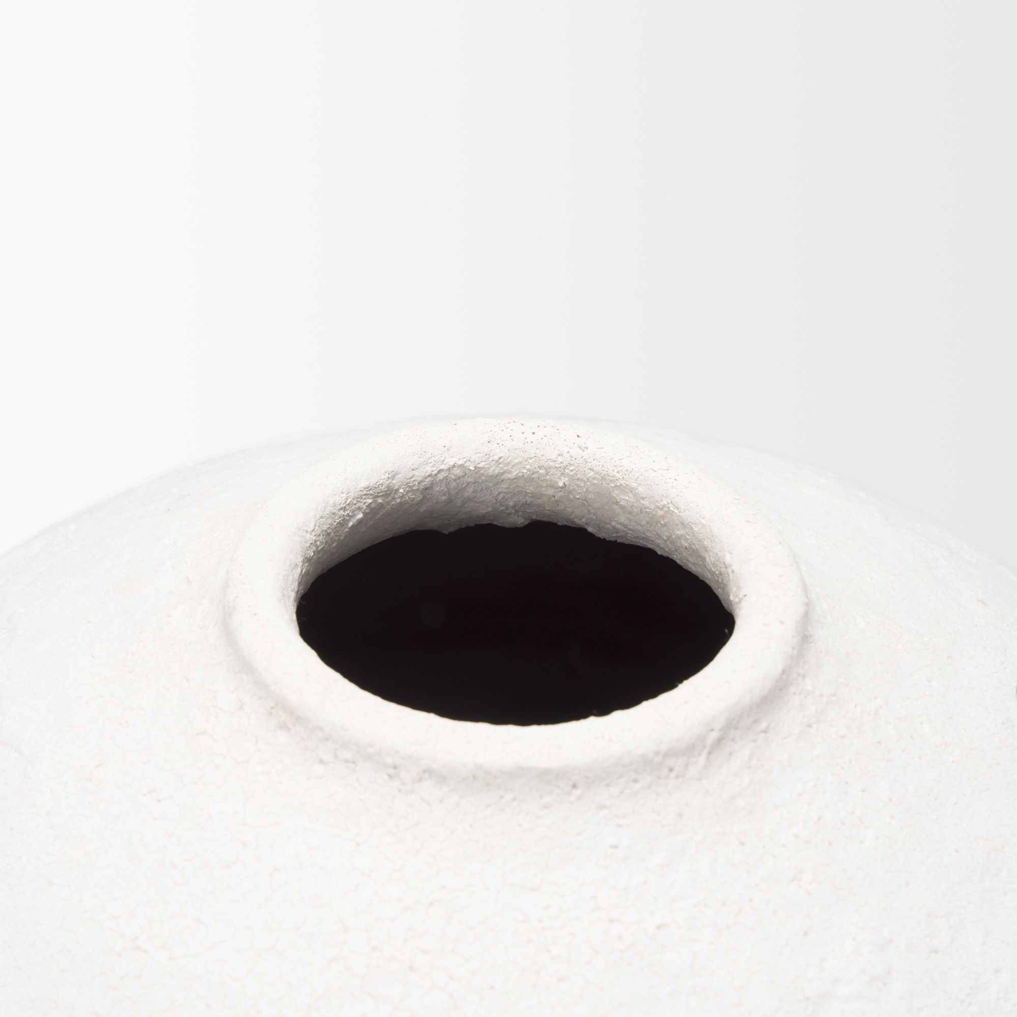 Mercana Karakum II Large Textured Ceramic Vase - White