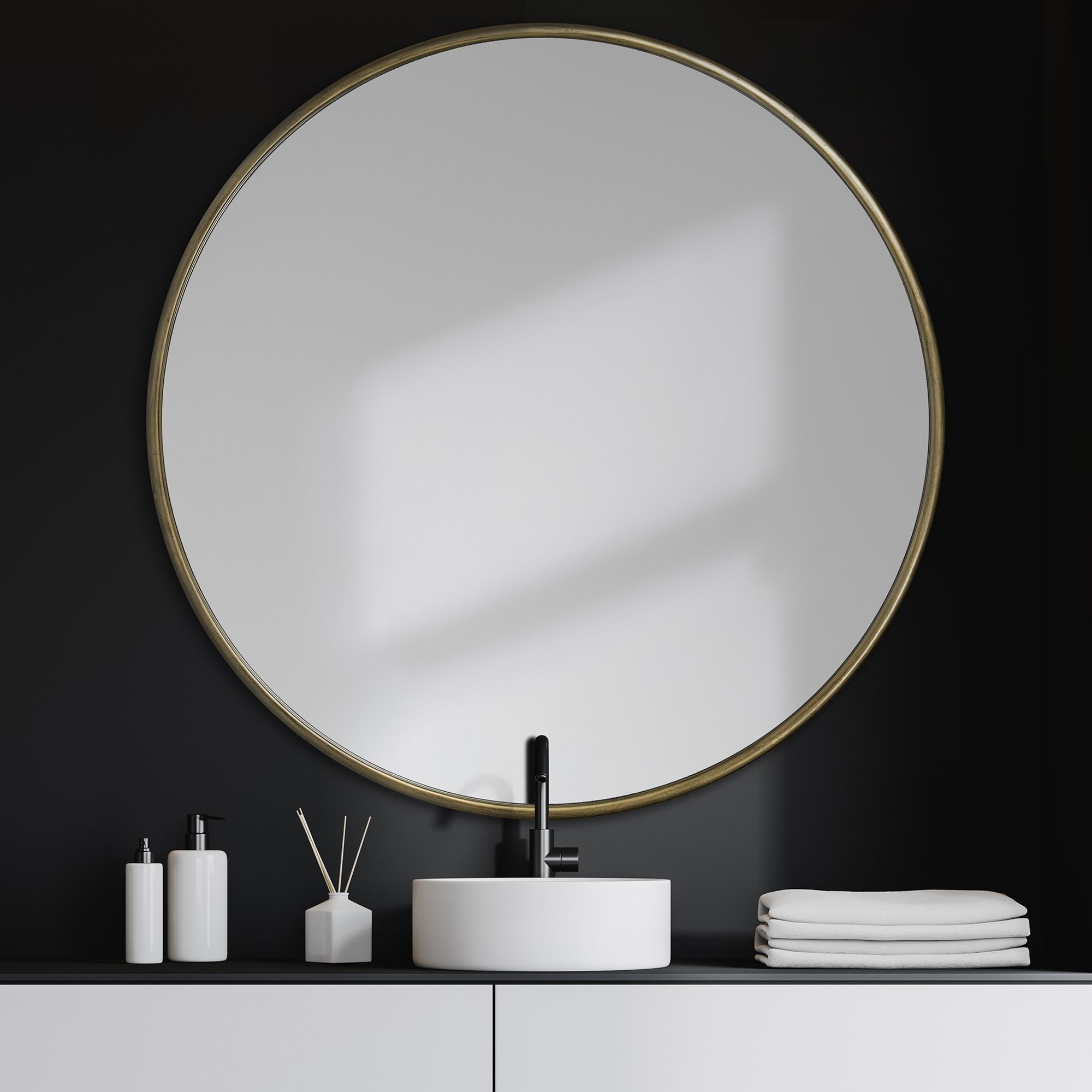 Mercana Piper Metal Round Wall Mirror - Gold, Large