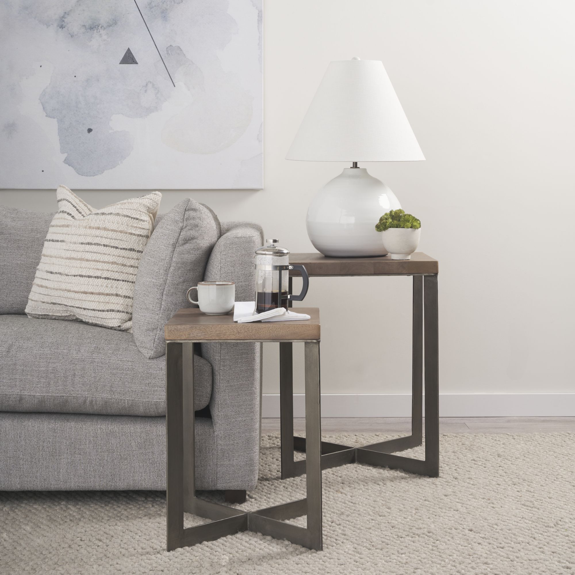 Mercana Faye End Table with Metal Base (Set of 2) - Brown