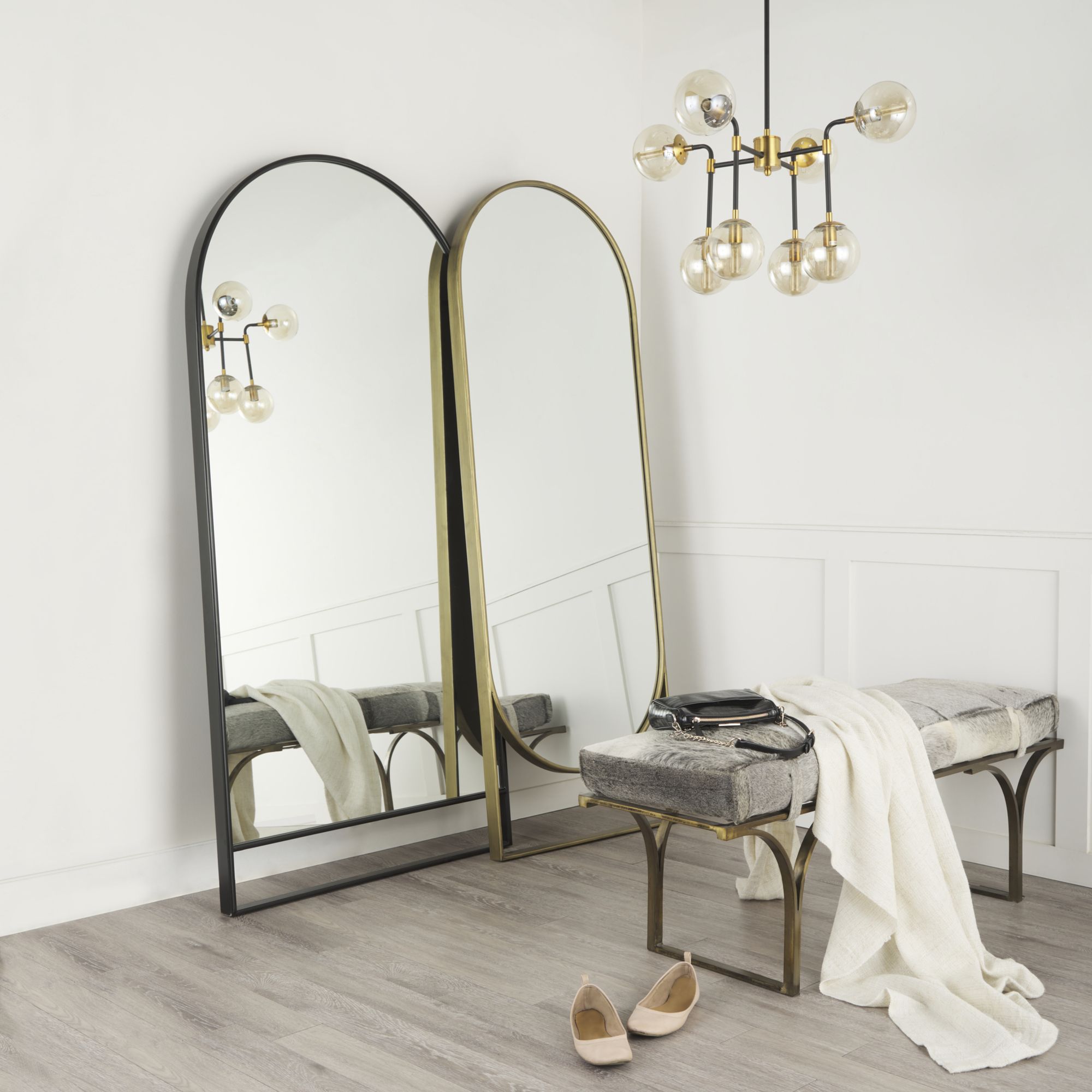 Mercana Sadie Metal Rounded Arch Floor Mirror - Gold, Type 1