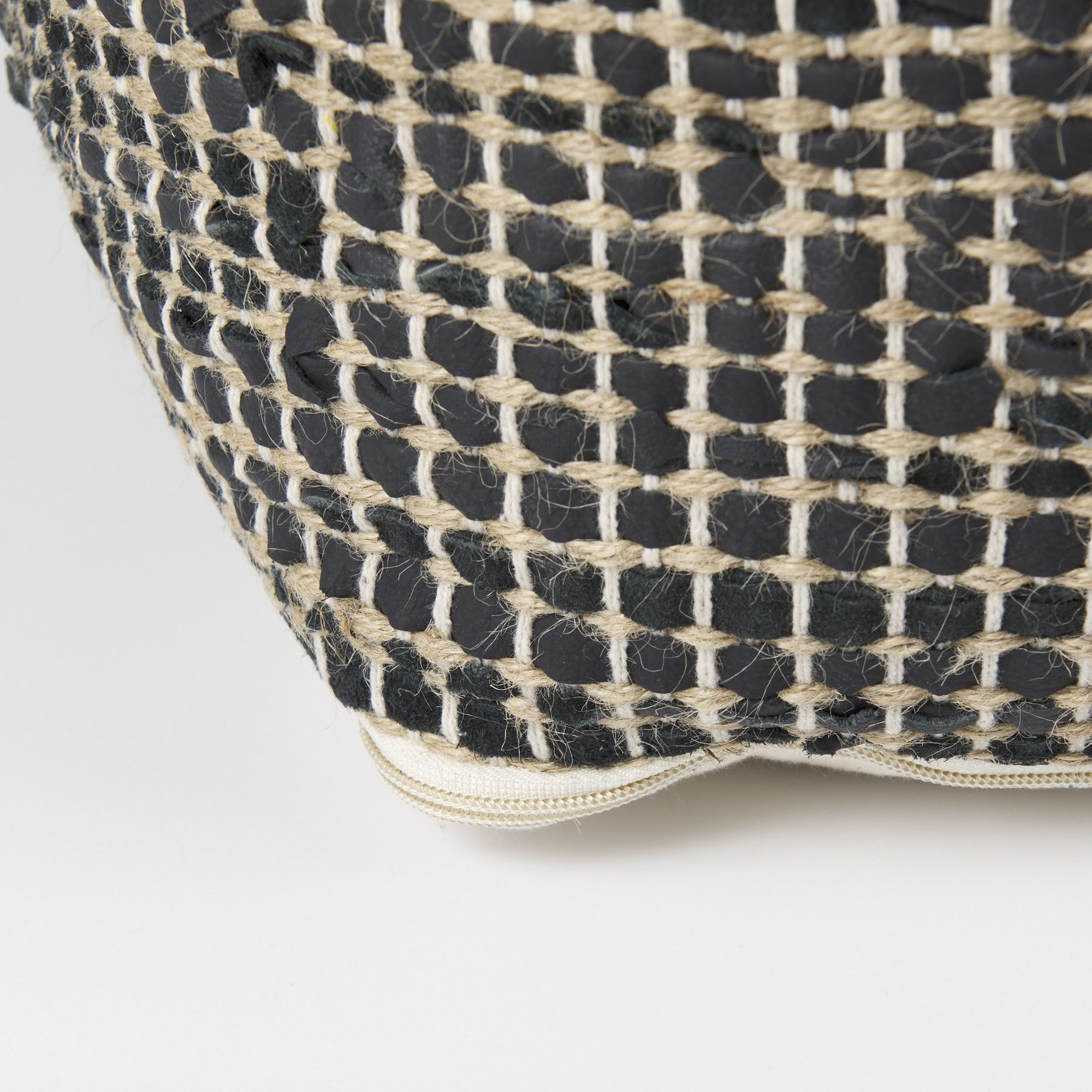 Mercana Aalia Pouf - Charcoal, Leather/Jute Fiber