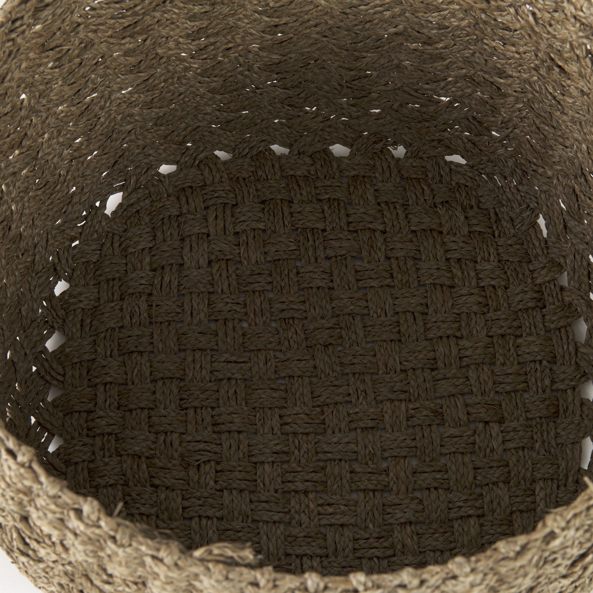 Mercana - Jarek Medium Brown Seagrass Basket Cross Weave Round Basket (Set of 3)