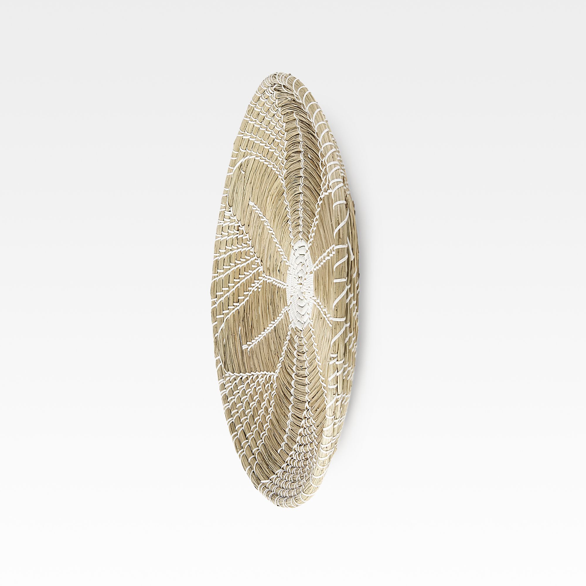 Mercana Mekhi Wall Hanging Plate Seagrass with White String Round - Beige/White