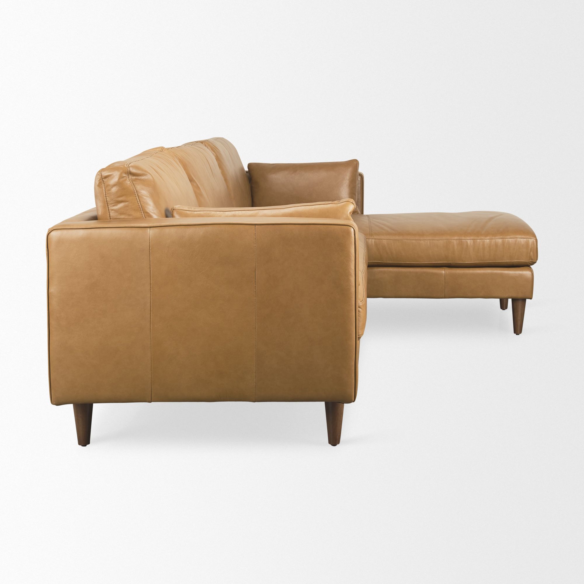 Mercana - Elton Right Chaise Sectional in Tan, Leather