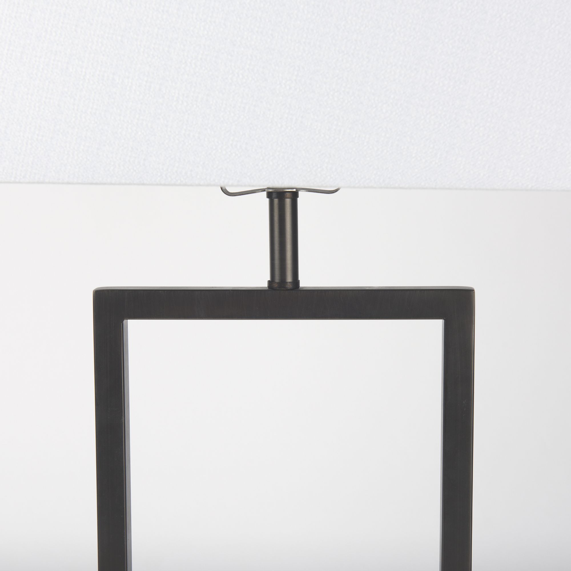 Mercana - Peyton Black Metal with Marble Cube and White Shade Table Lamp