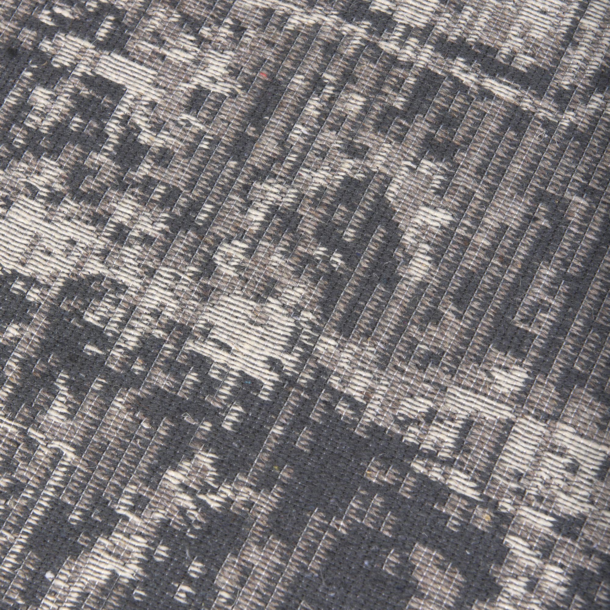 Mercana Greyson 8x10 Rug - Gray