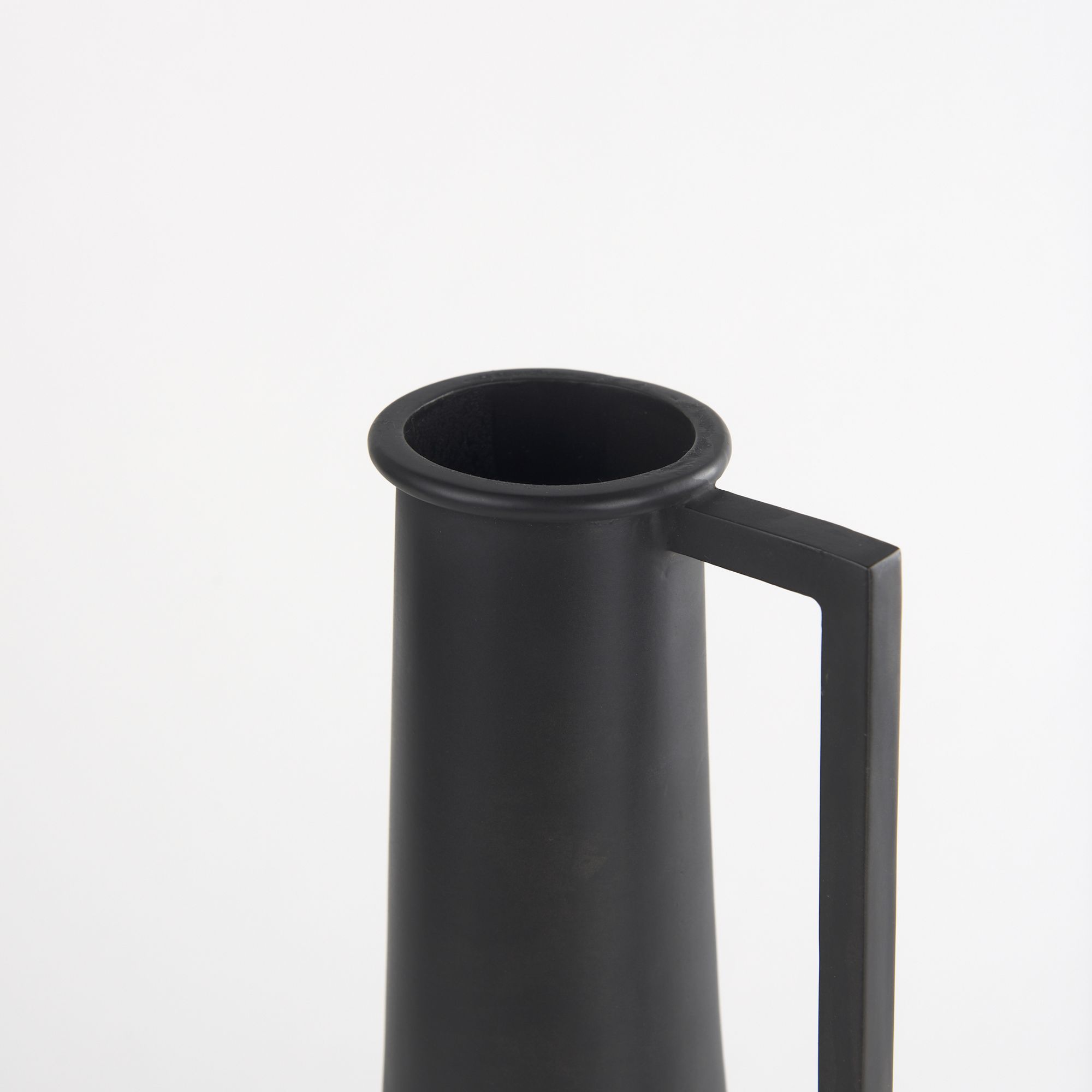 Mercana Aubrey Small Iron Flower Vase - Black