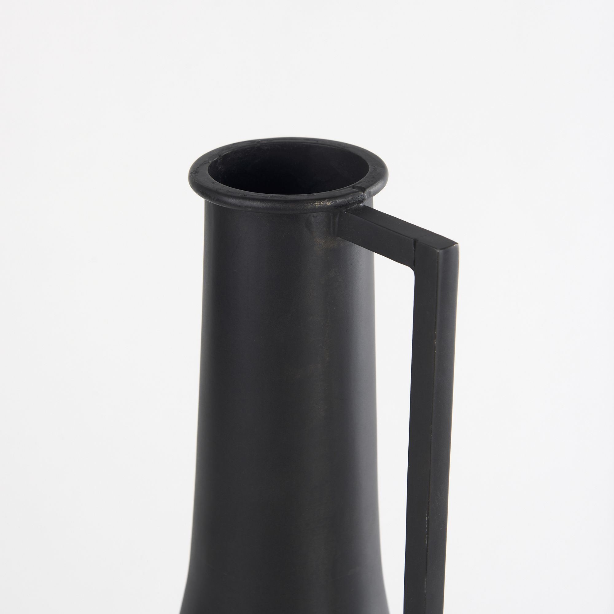 Mercana Aubrey Medium Iron Flower Jug Vase - Black